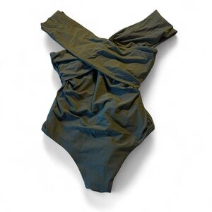 ANTONIO MELANI Olive Green Garment